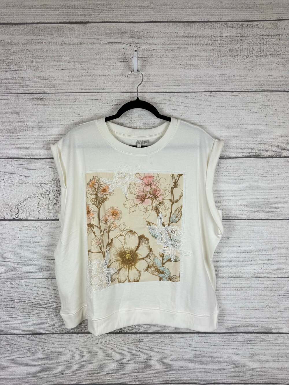 Cato Plus Size Cream Floral Lace Graphic Cut Off Top Size 18/20W